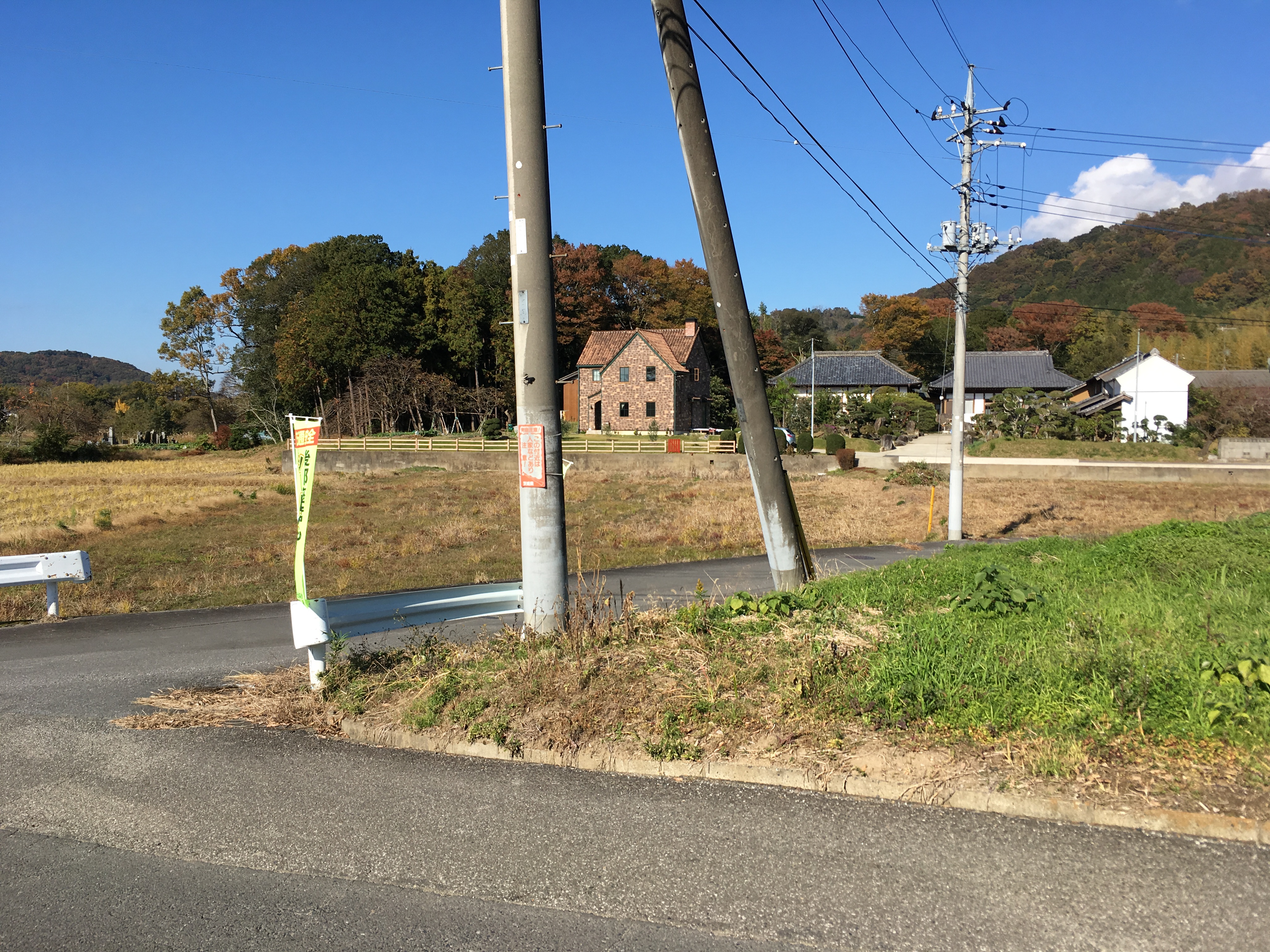 ダイエット登山　宝篋山までの民家